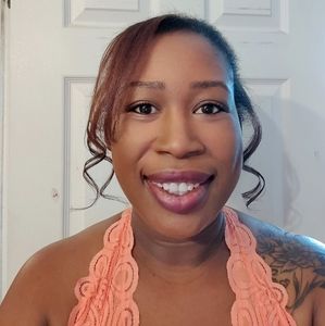 Meet your Posher, Shae